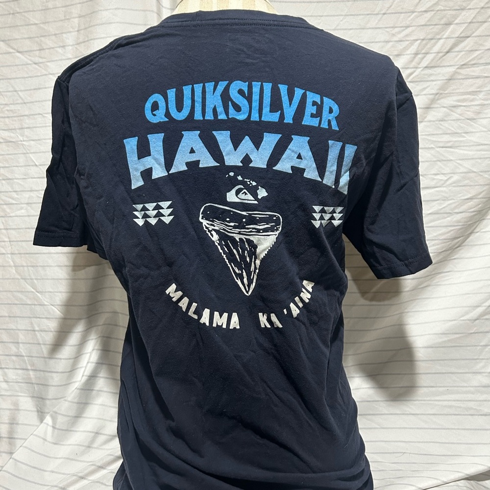 Quiksilver Black Shirt with Blue Hawaii Graphic - Picture 2 of 5